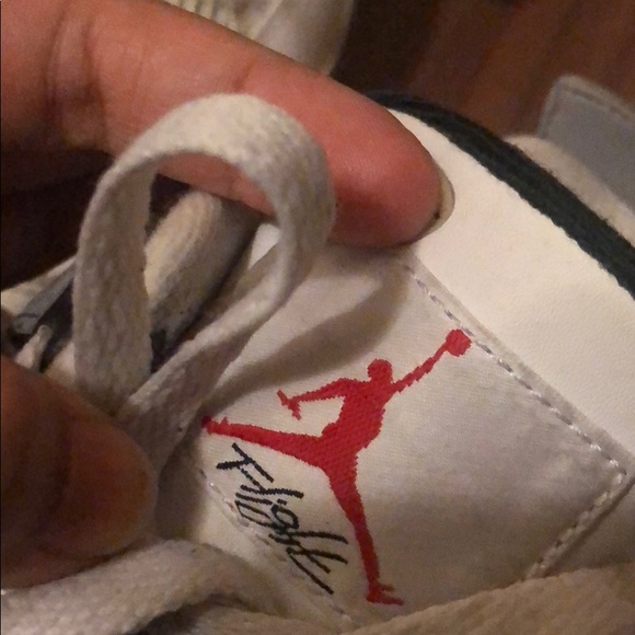 Air Jordan OG - Picture 2 of 4